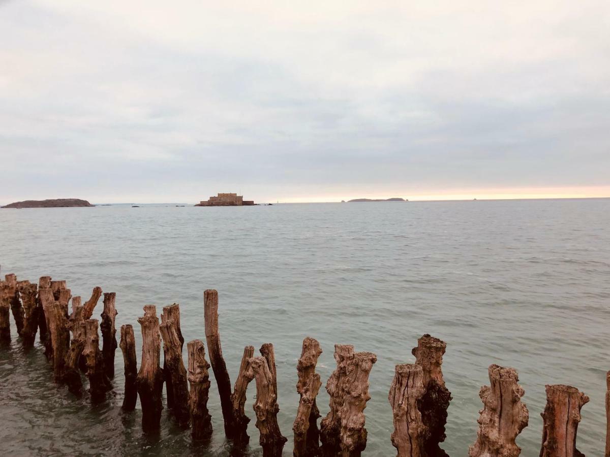 Le Courtoisville Apartamento Saint-Malo Exterior foto